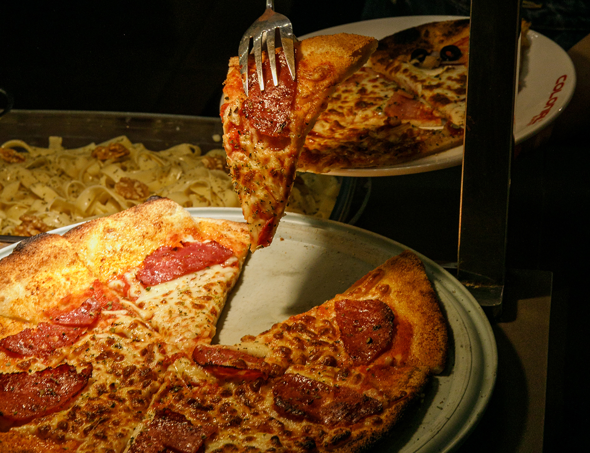 Colonial Buffet | Nuestra carta: cocina italiana y pizza